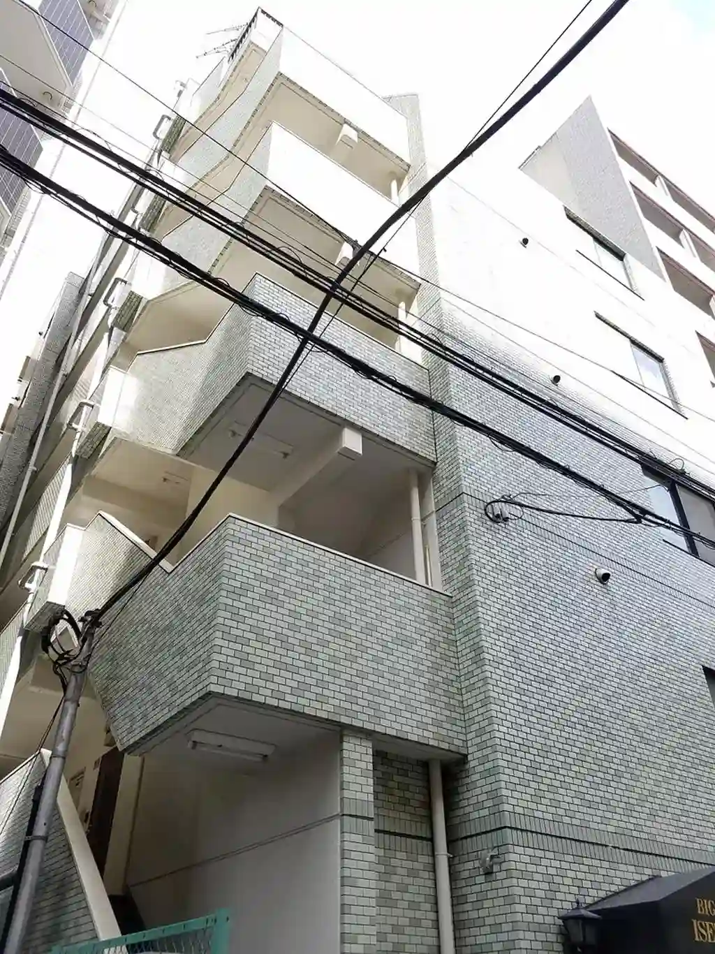 ビックヴァンステイツ伊勢佐木南 外観