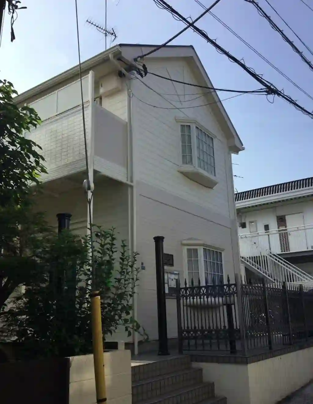 レオパレス御嶽山 外観