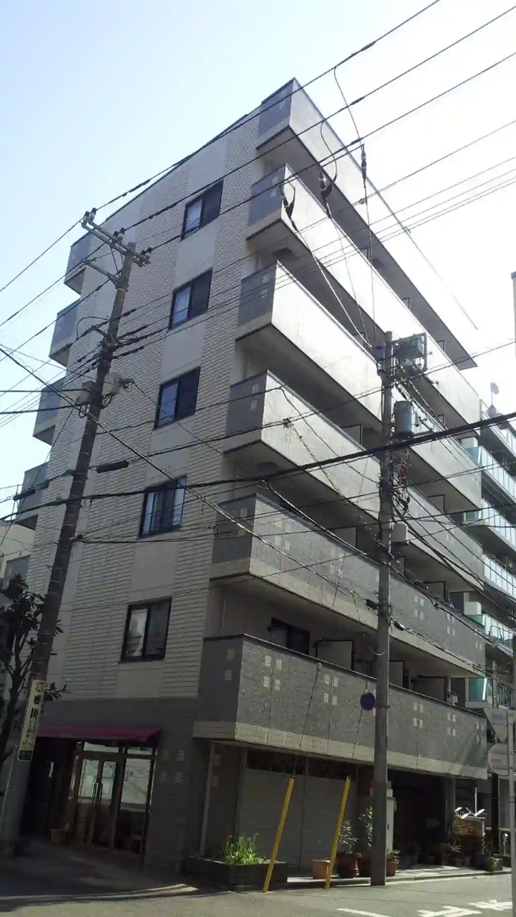 88TEES立川 外観