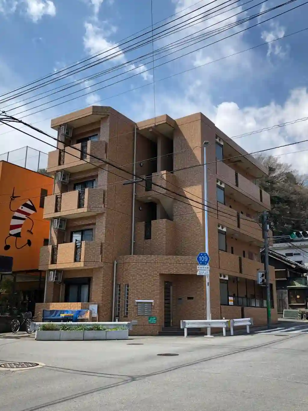 ジュエルサンワ 外観