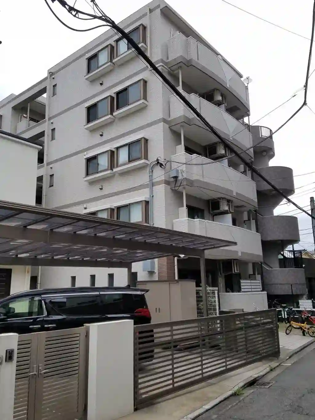 グリシーヌ横浜西 外観