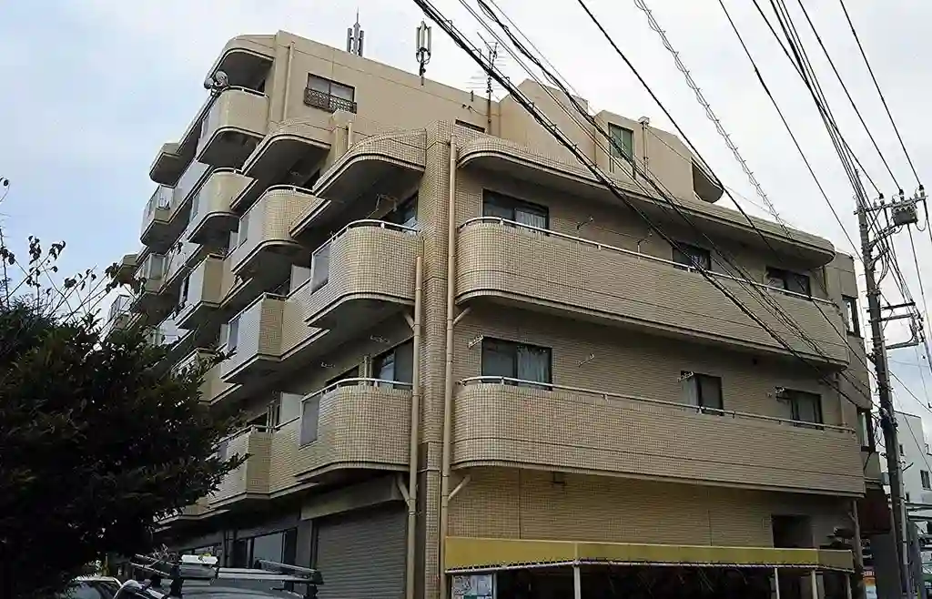 シャトーレ石川 外観