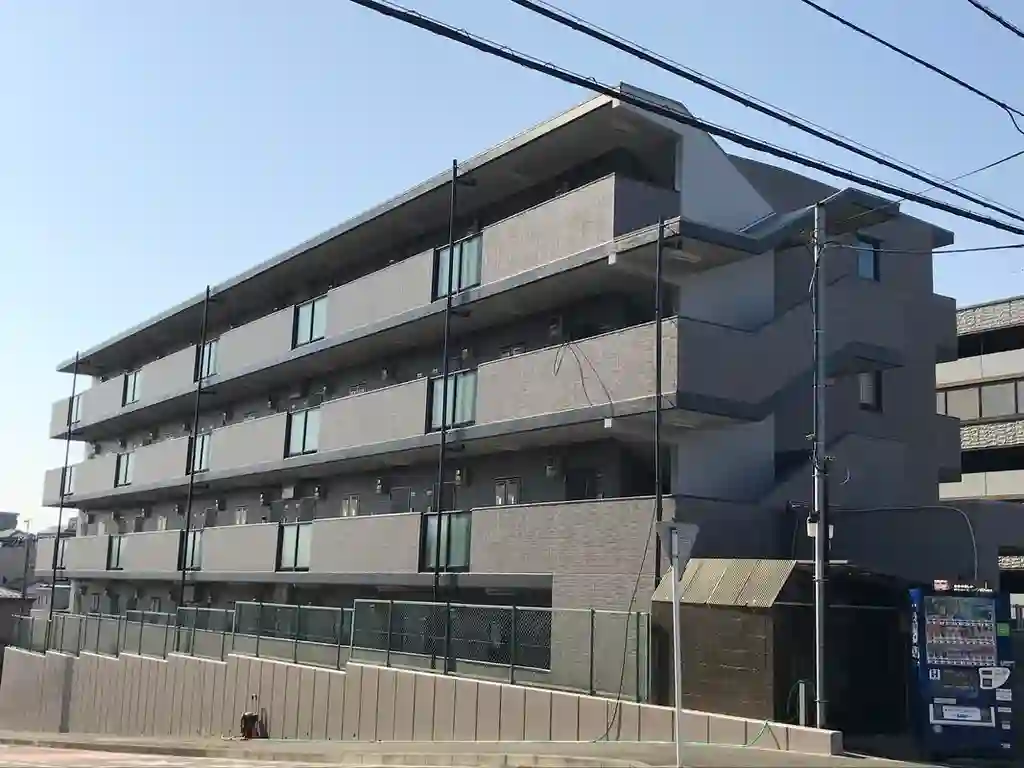 エルヴィーナII 外観