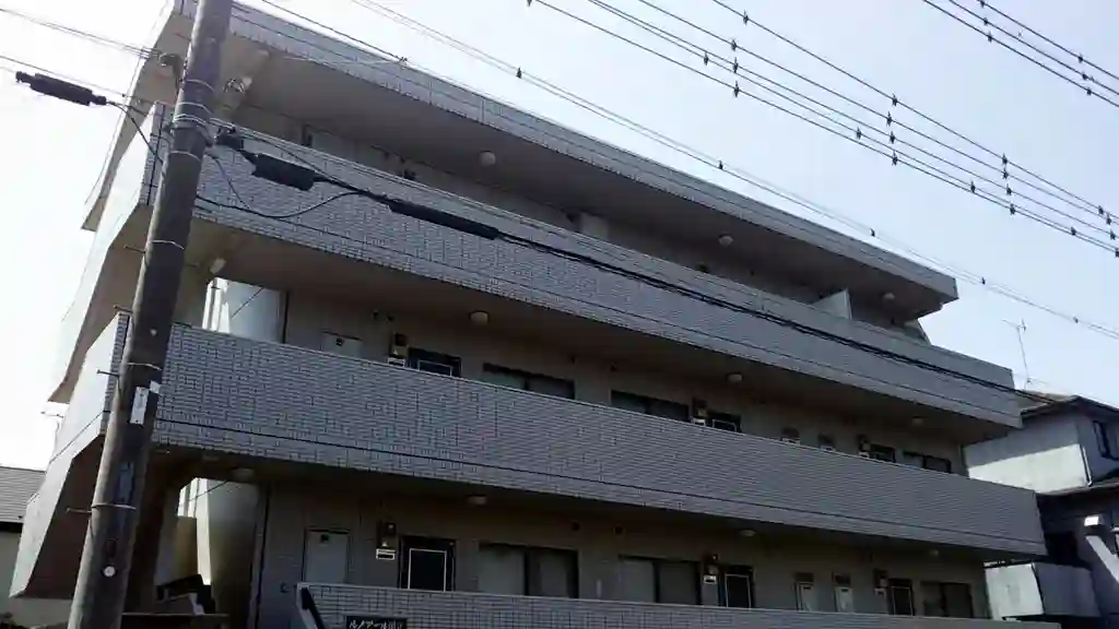 ルノアール国立 外観