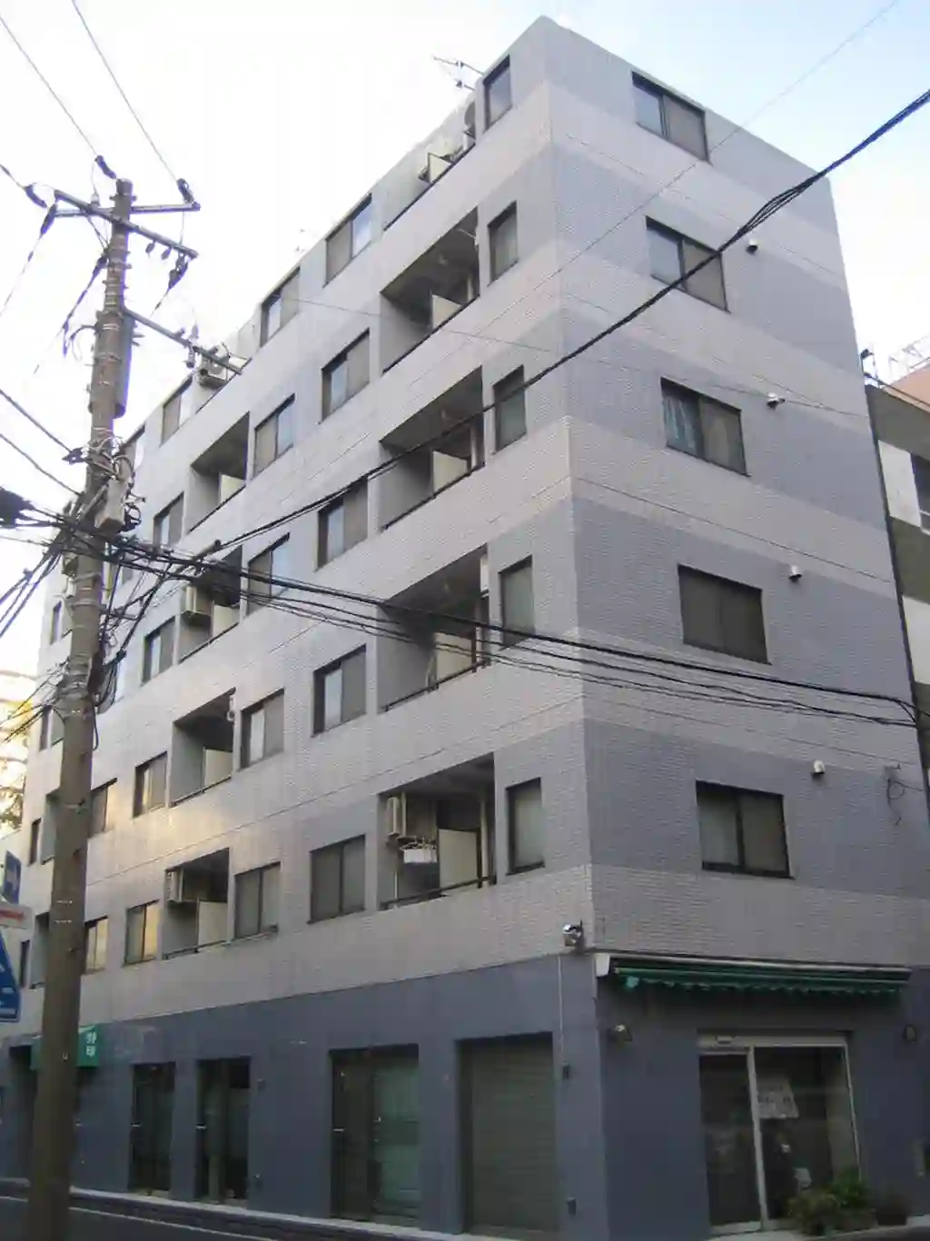 ダイカンプラザ横浜シティ 外観