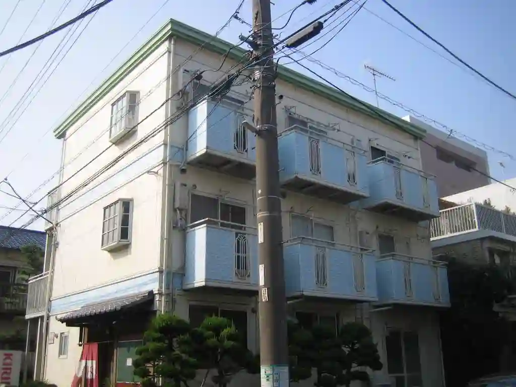 エストリー横浜 外観