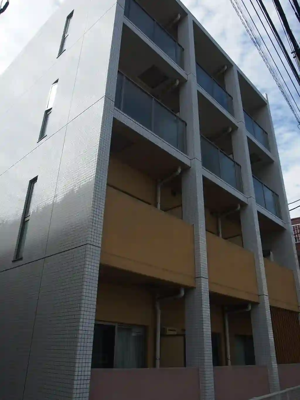 岡田ビル 外観