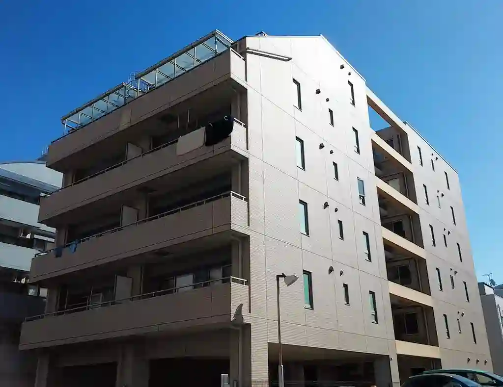 アベニール仲町台 II 外観