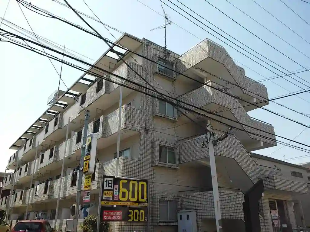 エスポアール新城 外観