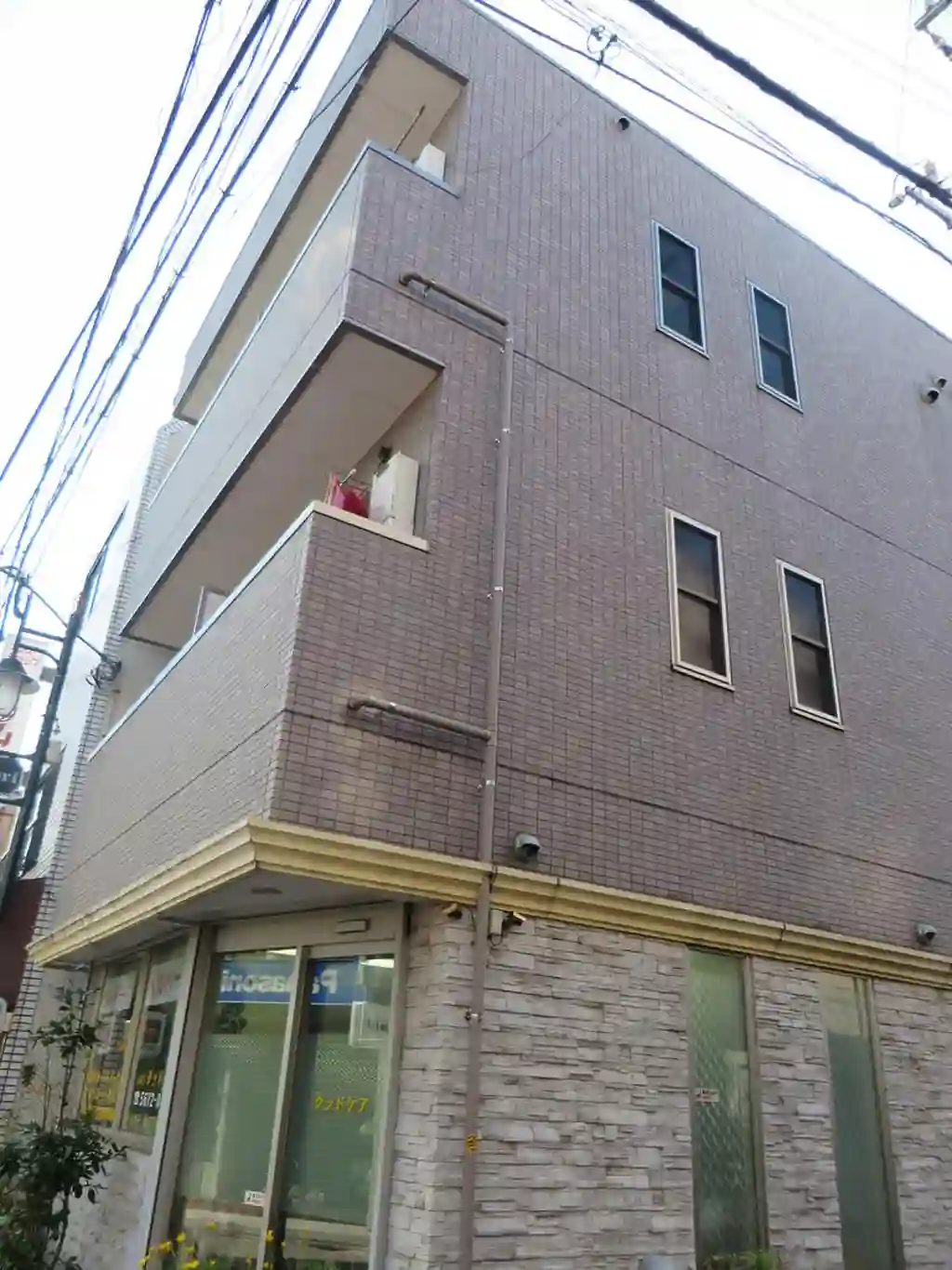 サイドウィング 外観