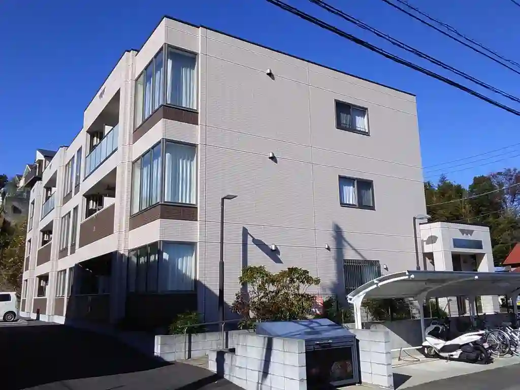 シャルールI 外観
