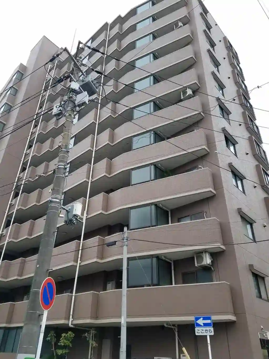 ナイスアーバン西横浜 外観