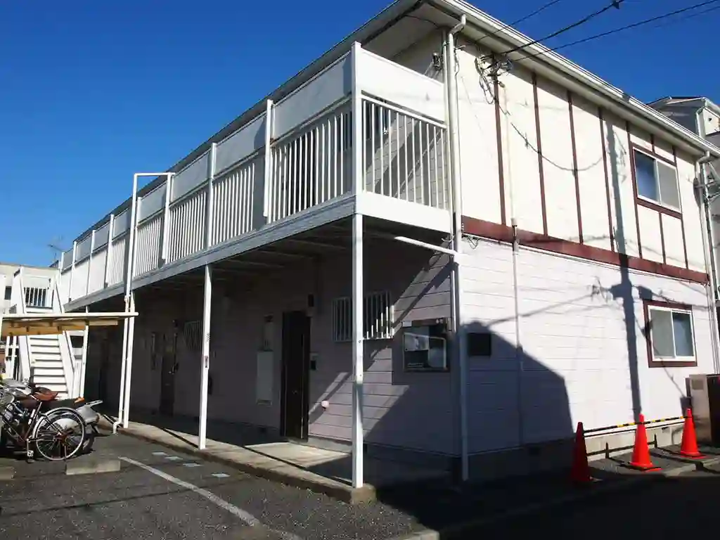 レオパレスZUSHI1番館 外観