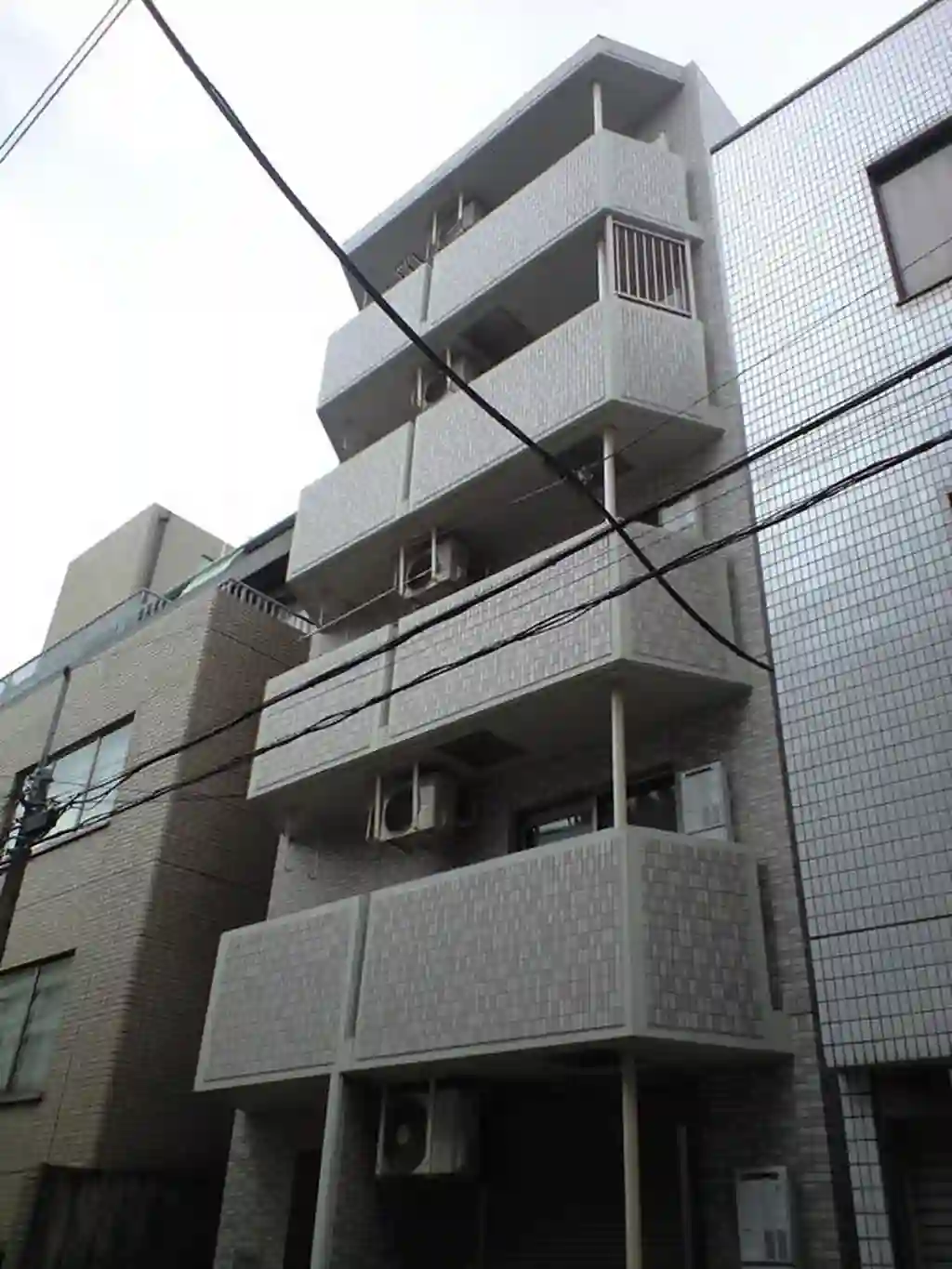 ヴィヴァーチェ 外観