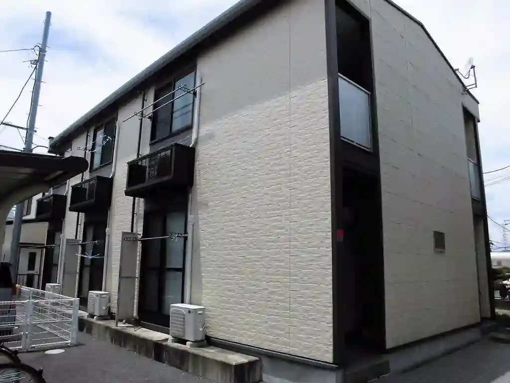 レオパレスフォレストI 外観