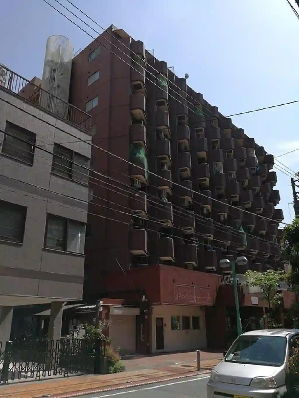 セザール伊勢佐木 外観