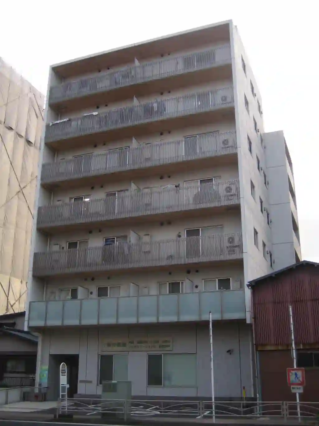 ThanksLifeBLD. 外観