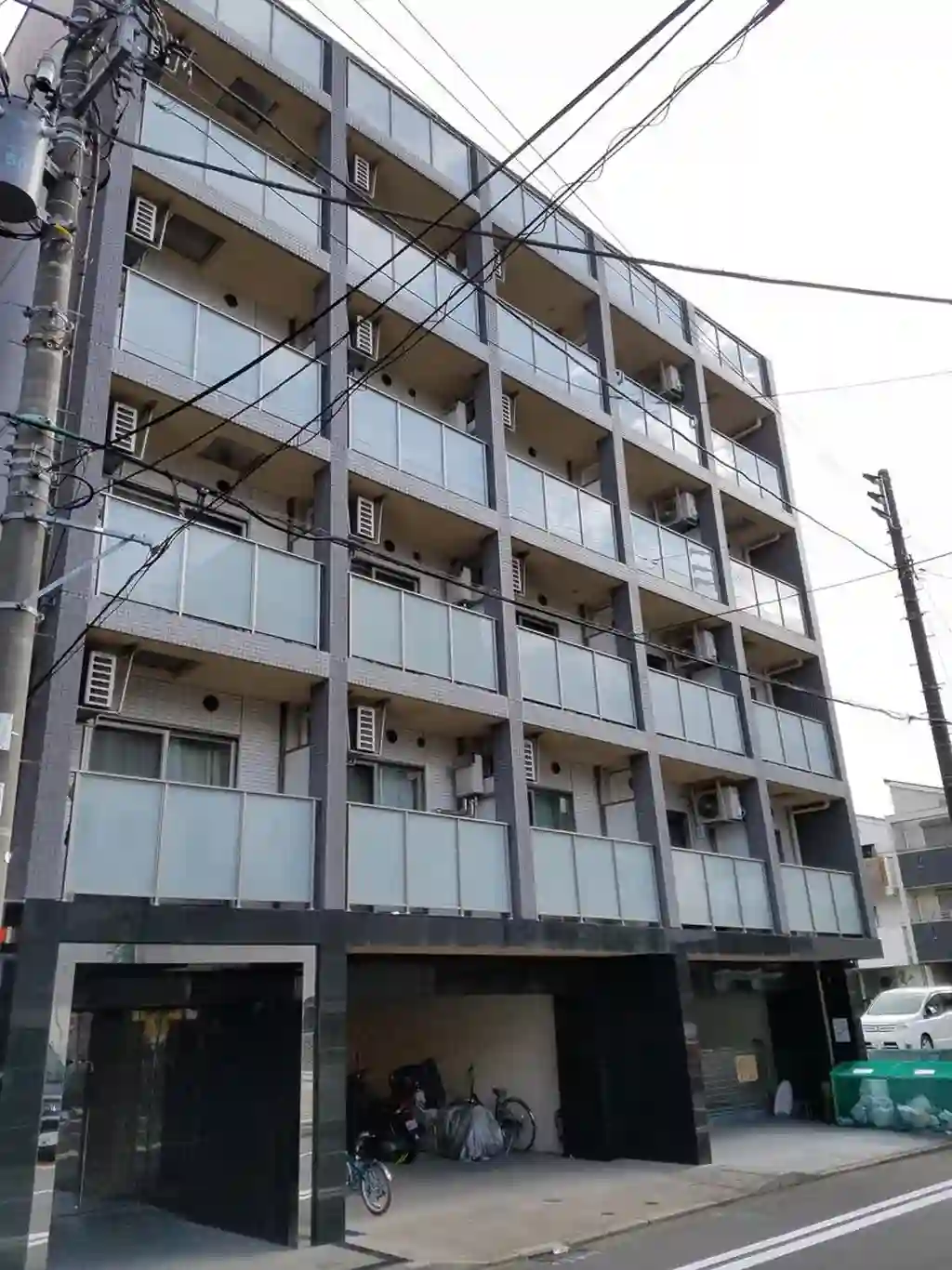 プレール・ドゥーク横浜WEST 外観