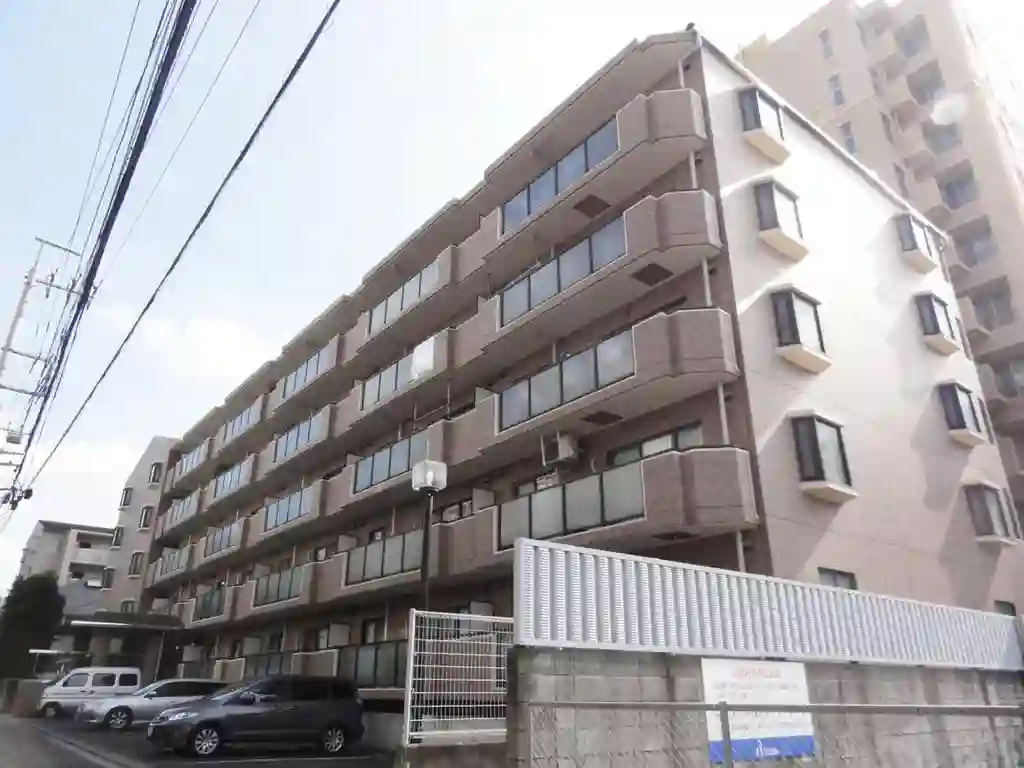 ロイヤルヒルズ高砂 外観