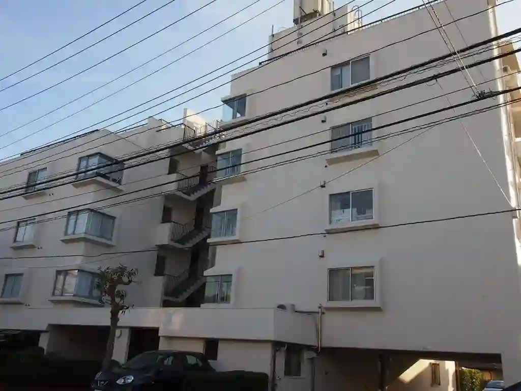メガロン逗子 外観