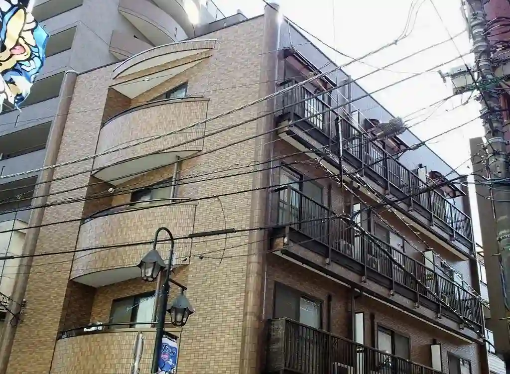 パルティール 外観
