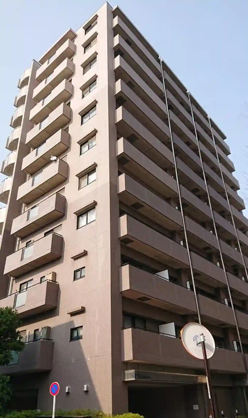 アールヴェール根津弥生坂 外観