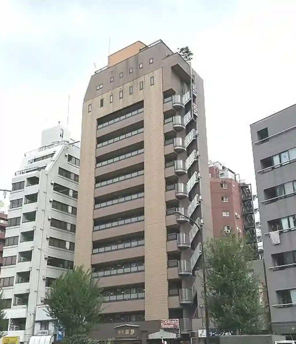 ラ・メゾンワタナベ 外観