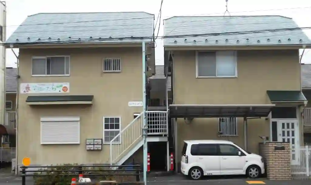 リバーハイツ 外観
