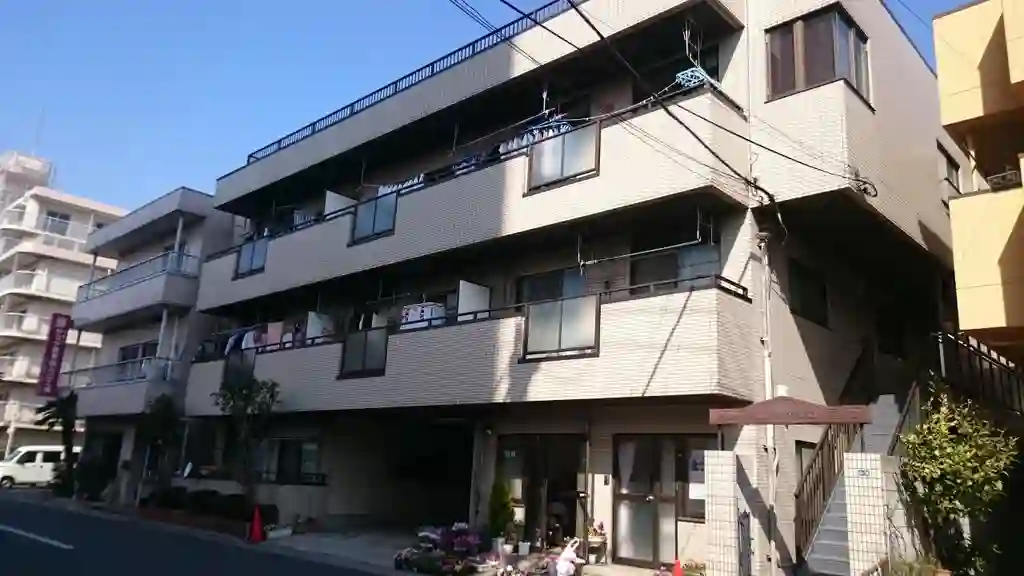 フラットイワキ 外観
