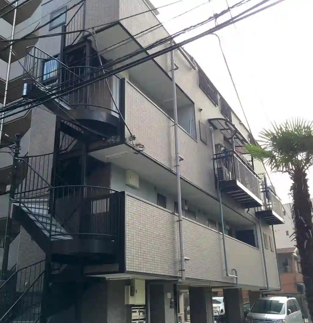 リリラヴィーン 外観