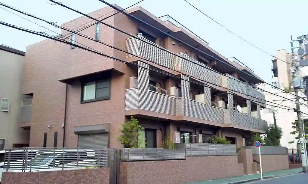 マウンテニア 外観
