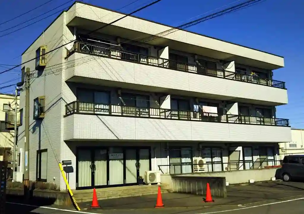 サングレーアリヤマ 外観
