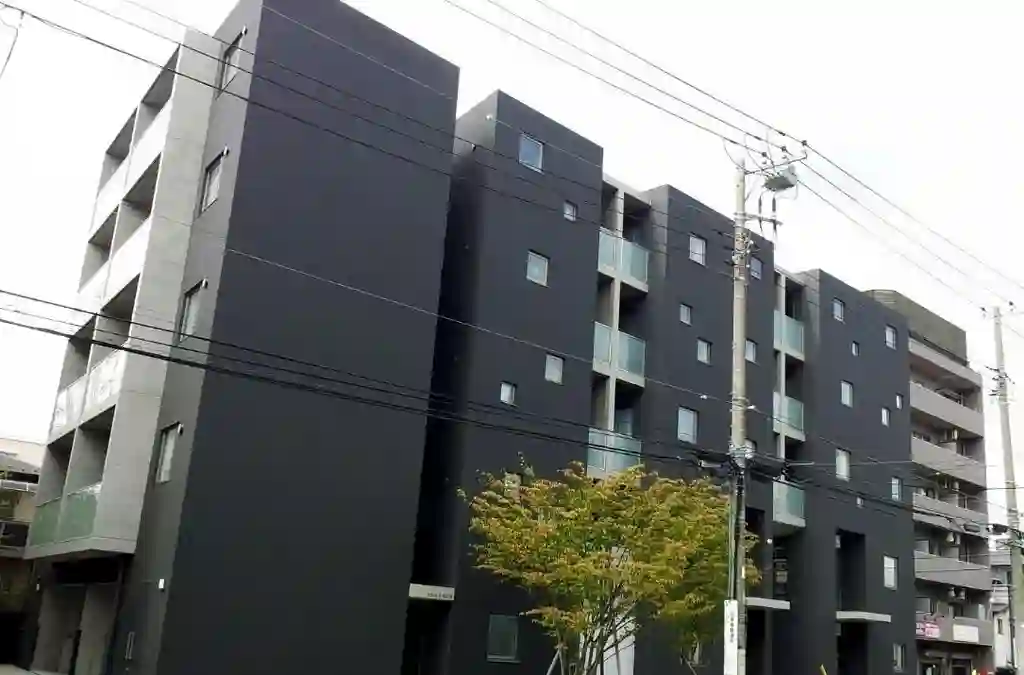 REUGE　NOIR 外観