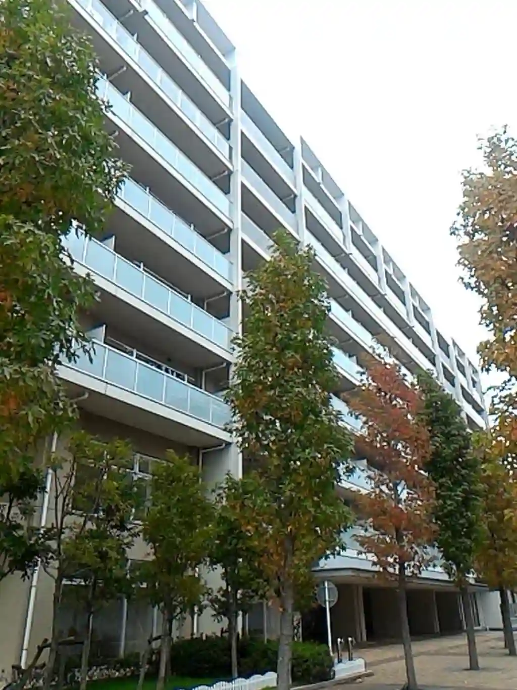 D’グラフォート レイクタウンA 外観