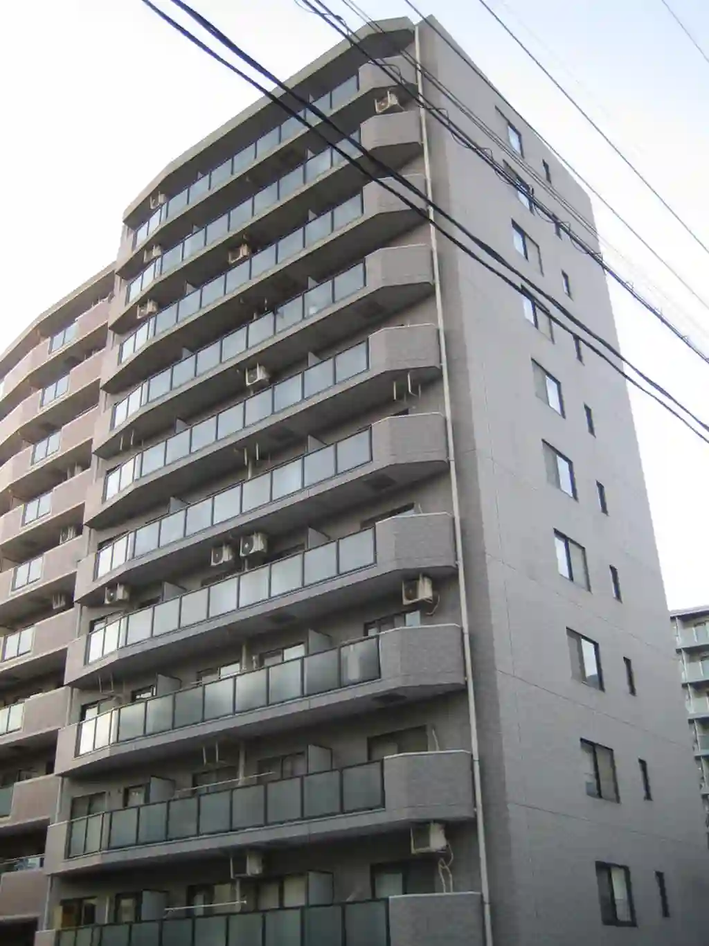 ライオンズマンション横浜リバーサイド 外観