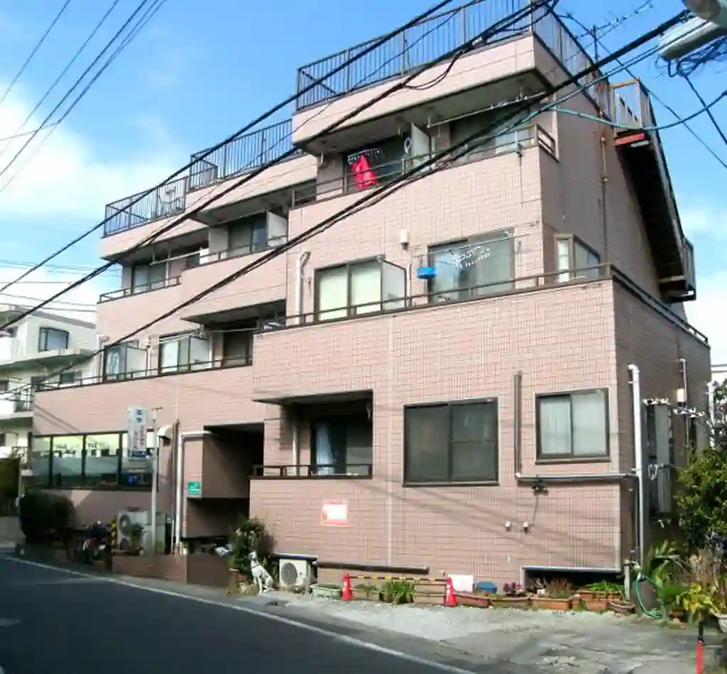 ファミール・クリヤマ 外観