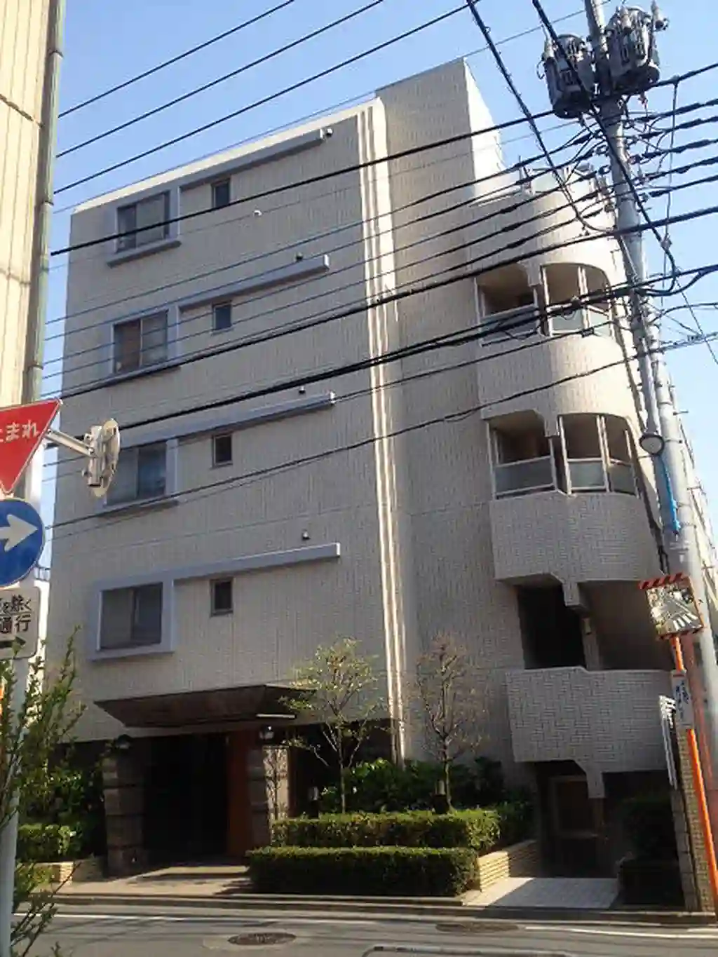 アビテ市ヶ谷納戸町 外観