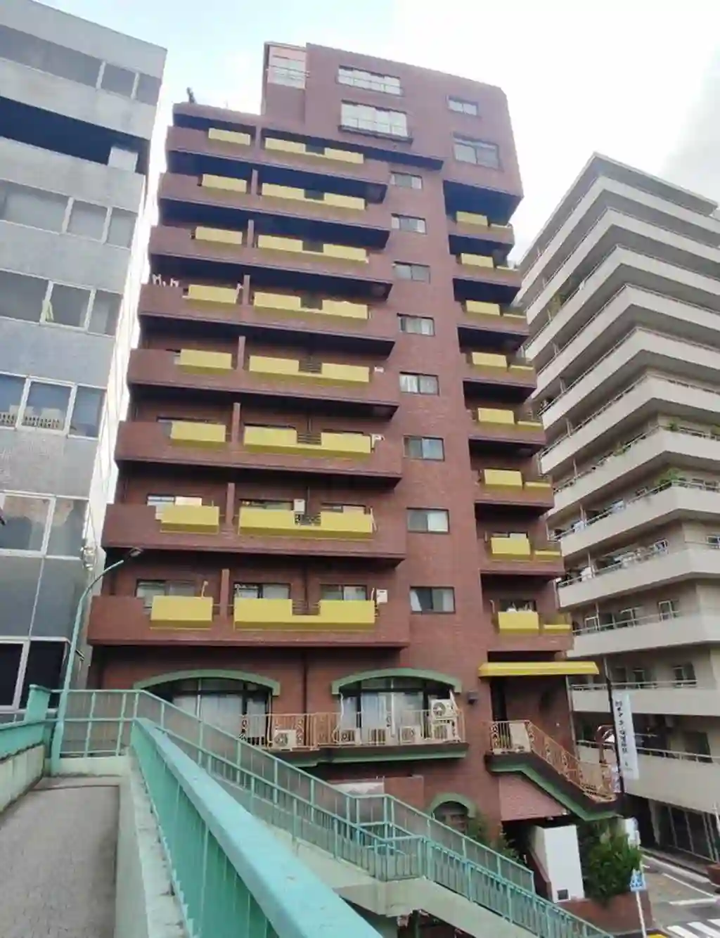 西新宿パークハイツ不二電ビル16 外観