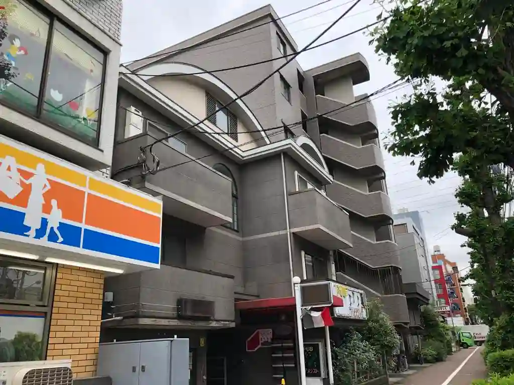 ベルペイコイズミ 外観