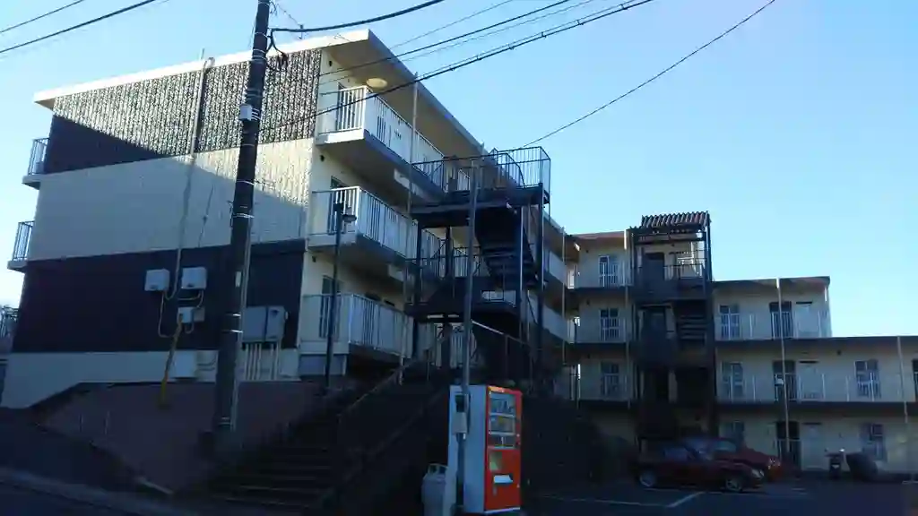 プラーズすみよし台 外観