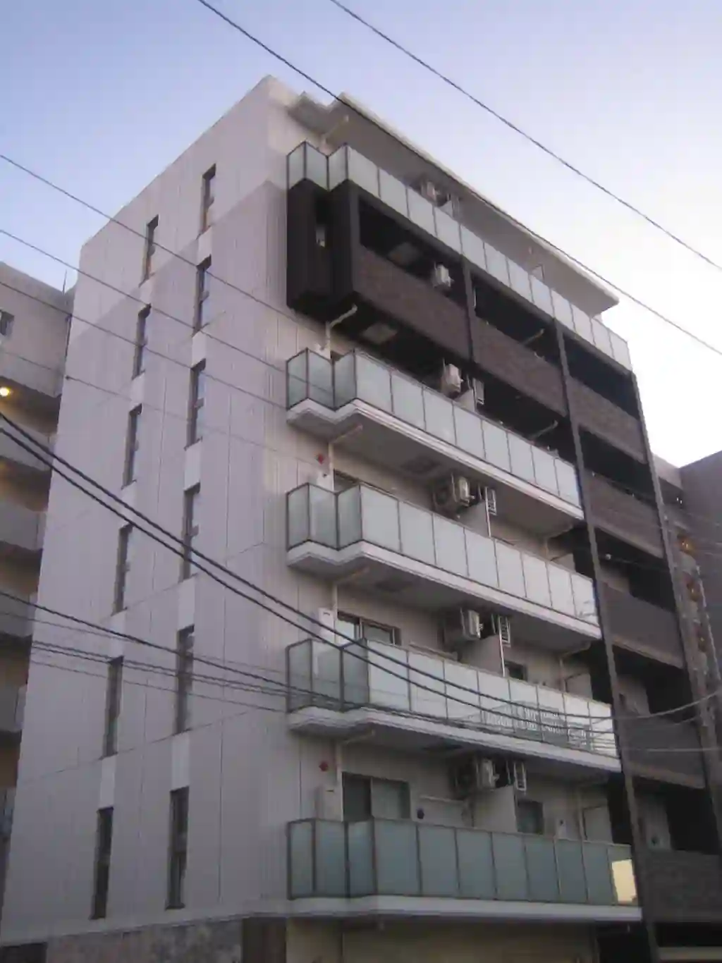 EINHAUS 外観