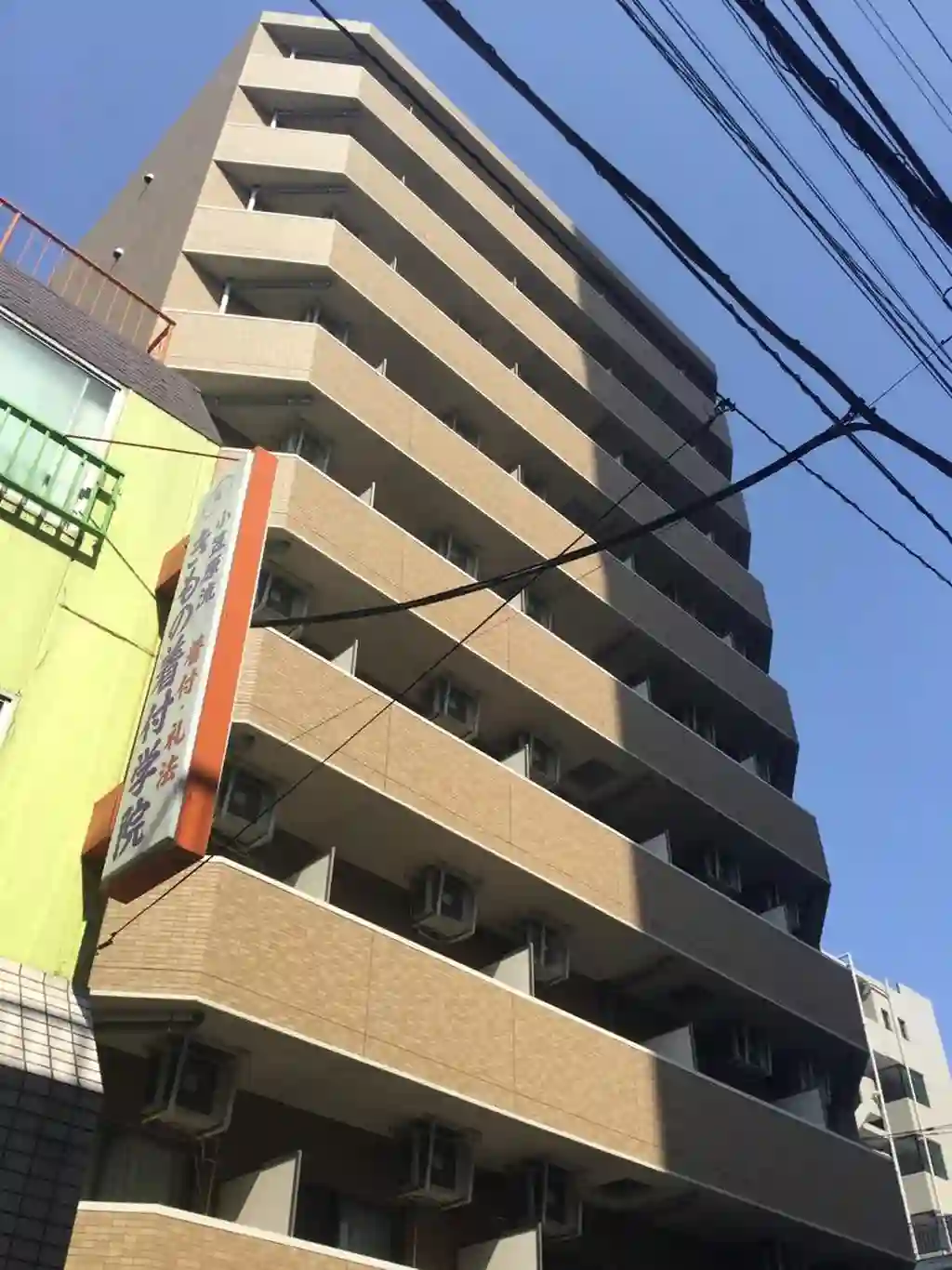 サンシード立川 外観