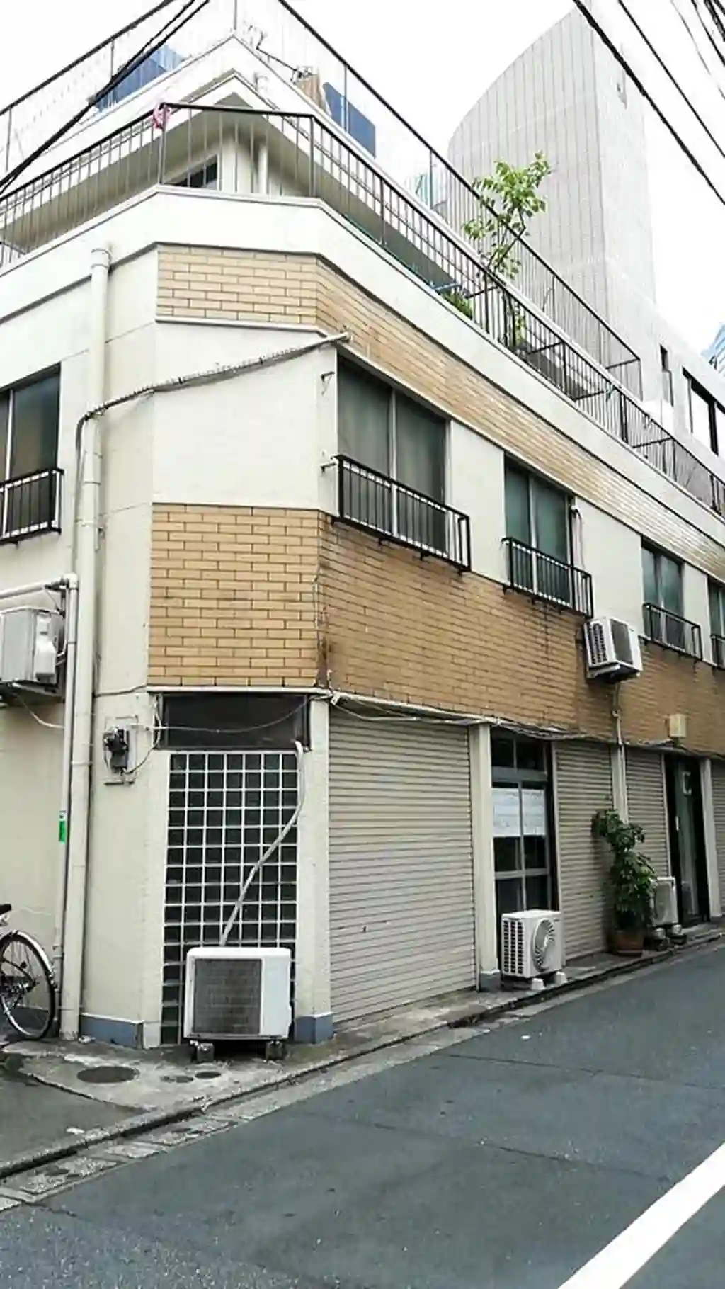 金重ビル 外観