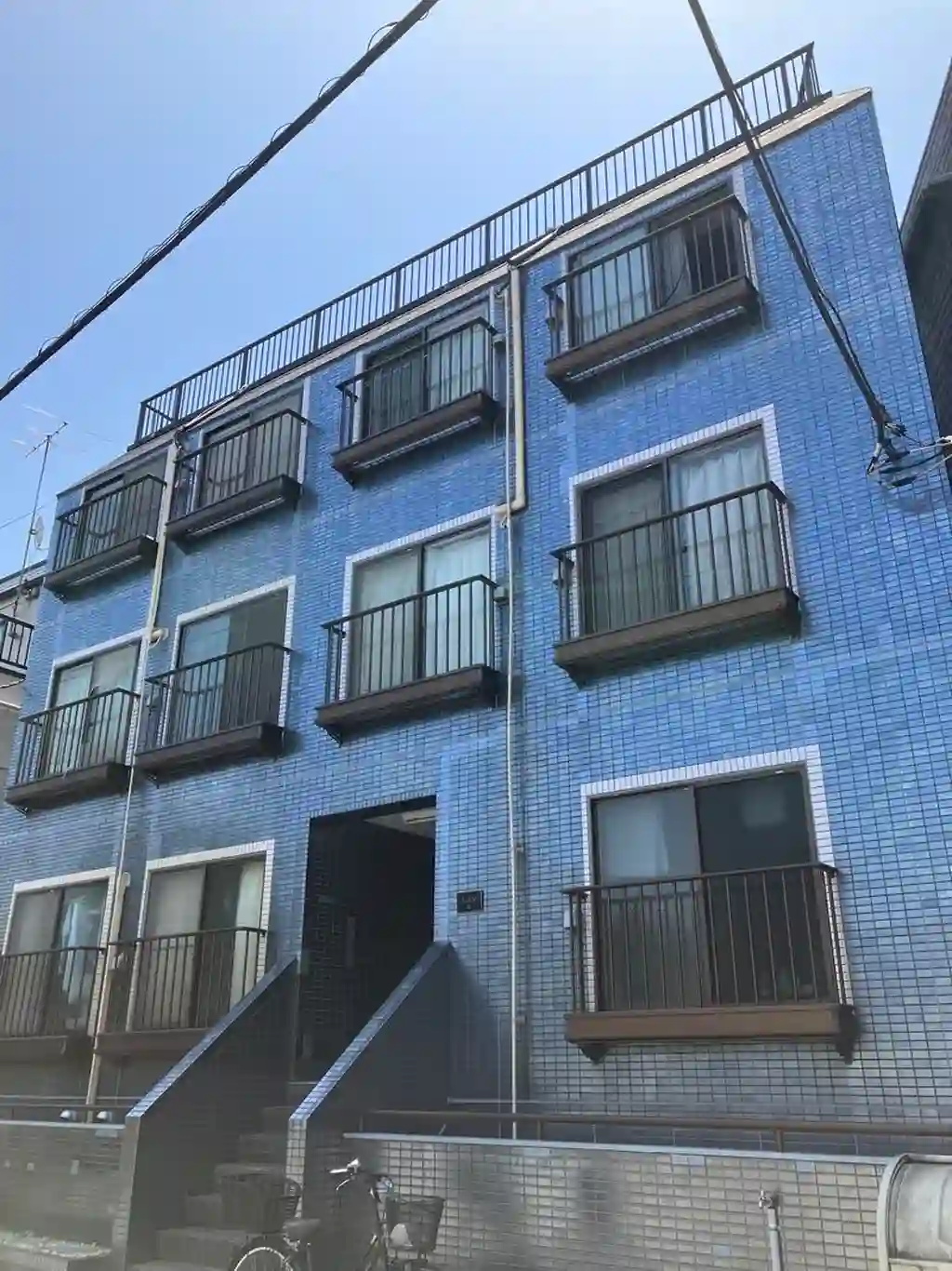 レジェンド3 外観