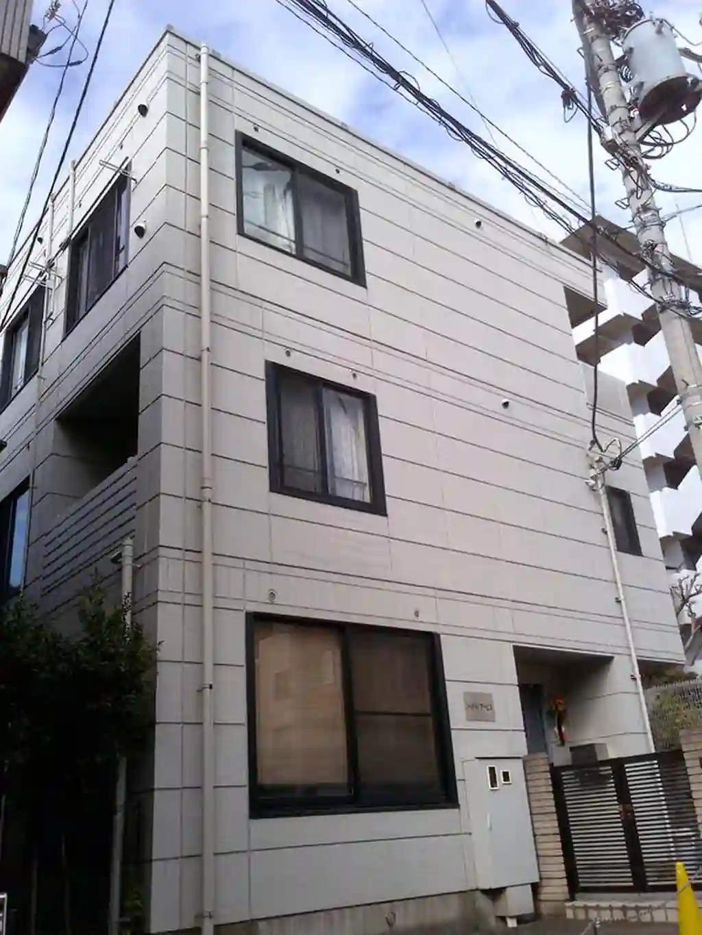 シャトル・アービス 外観