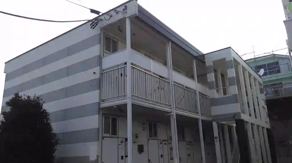 レオパレスローズガーデン 外観