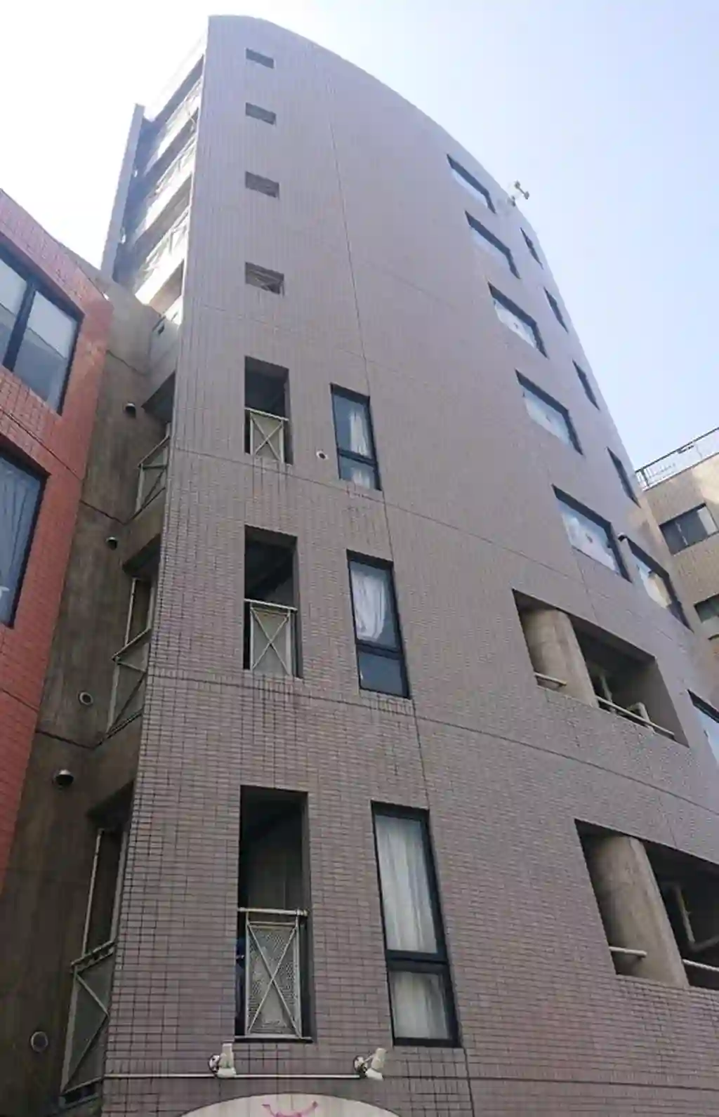 ヒルトップビルド 外観