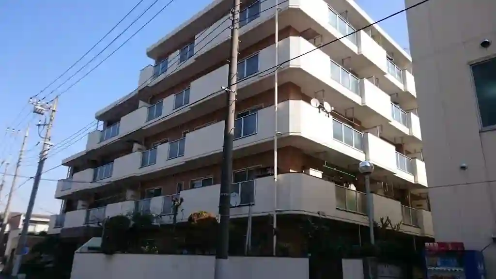 川口飯塚第2ローヤルコーポ 外観