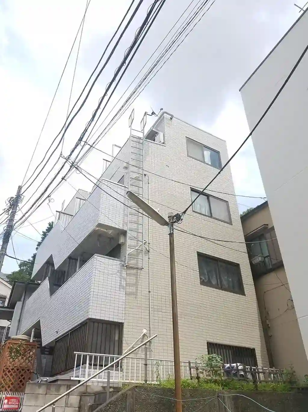 ホワイトキャッスル 外観