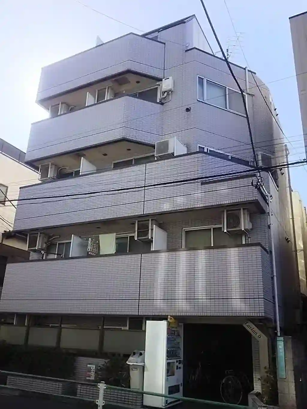 ラビアン5 外観